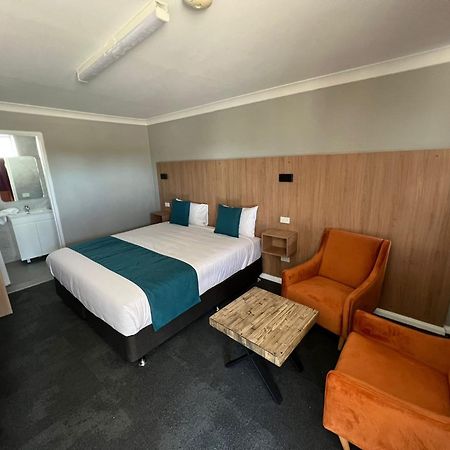 Adrian Motel Forbes Buitenkant foto